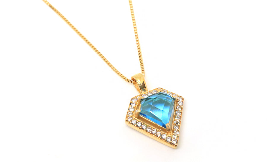 Blue-topaz-diamond-necklace-Jessica-Santander