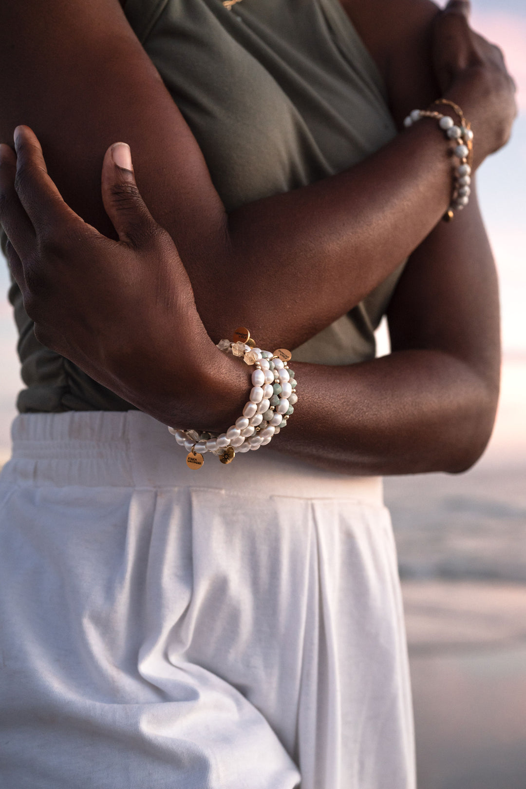 citrine-fresh-water-pearl-gemstone-bracelet