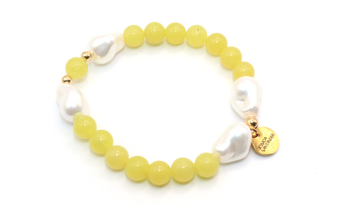 Jaclynn Olive Jade & Baroque White Pearl Bracelet