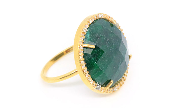 bold-emerald-natural-gemstone-ring-Jessica-Santander