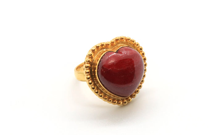 Ruby heart gold ring