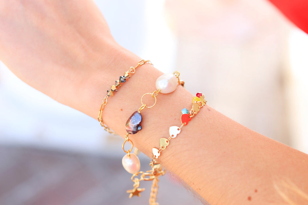 rainbow-heart-gold-plated-chain-bracelet