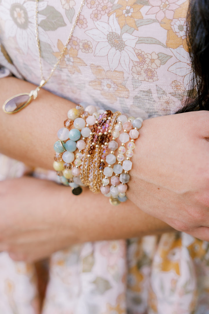peach-grey-moonstone-gemstone-beaded-bracelet-gold-filled