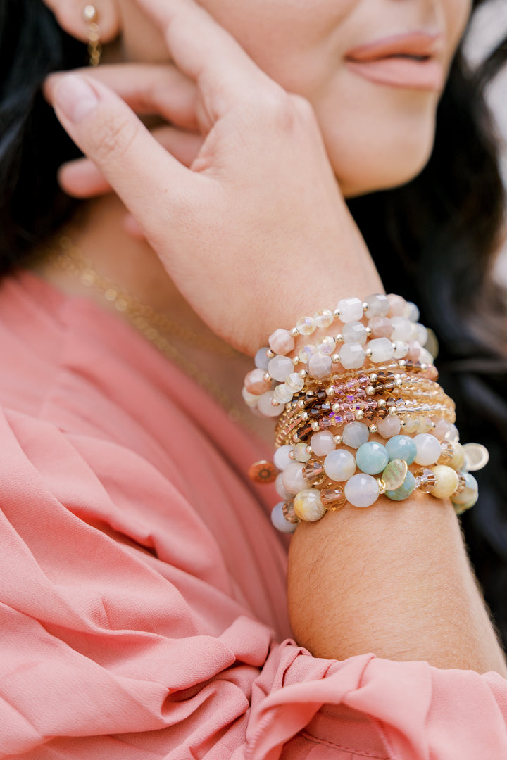 teal-blue-gemstone-stretchy-bracelet