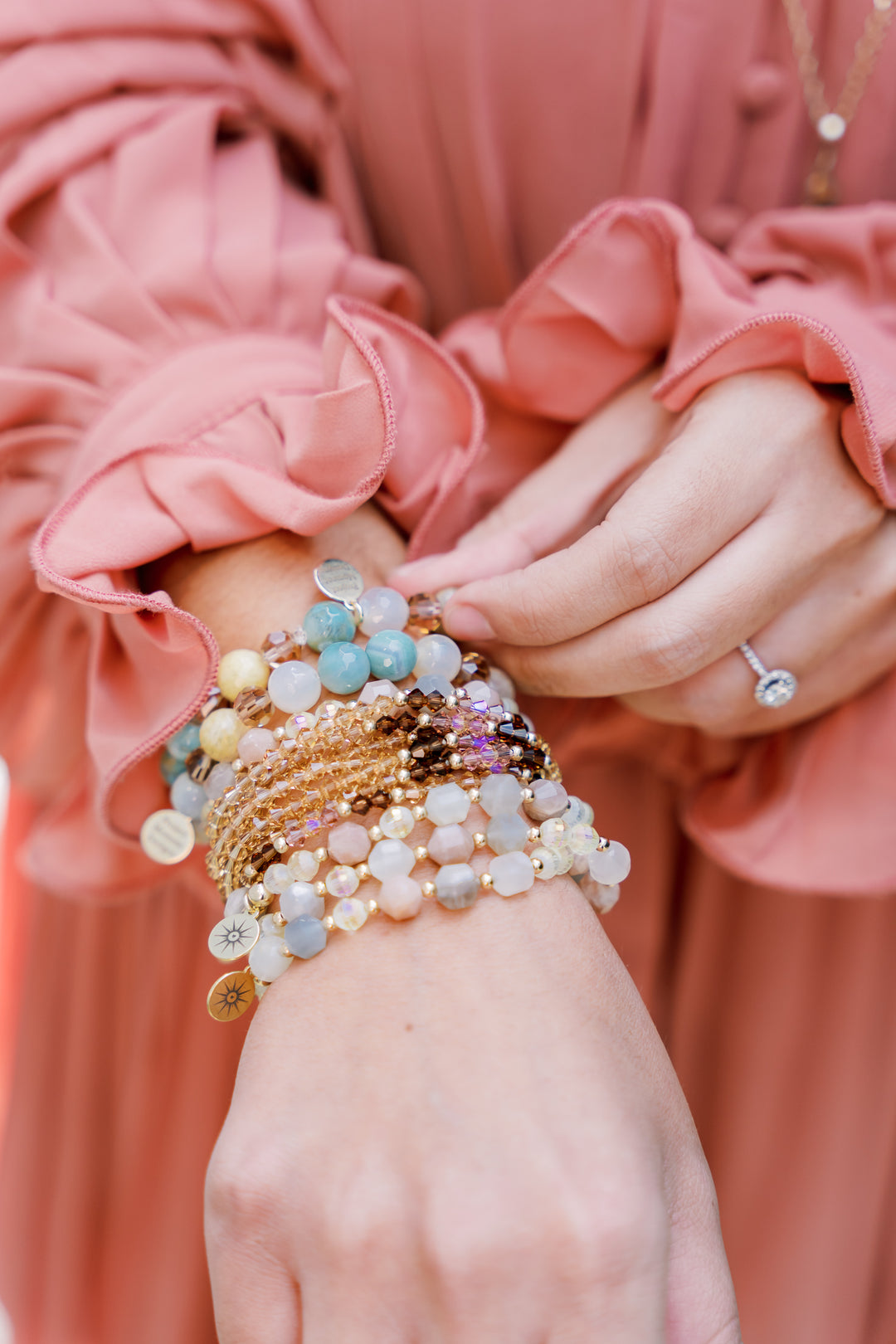 aqua-gemstone-stretchy-bracelet 