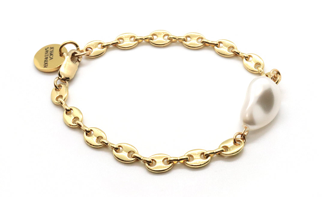 white-pearl-gold-chain-bracelet-jewelry