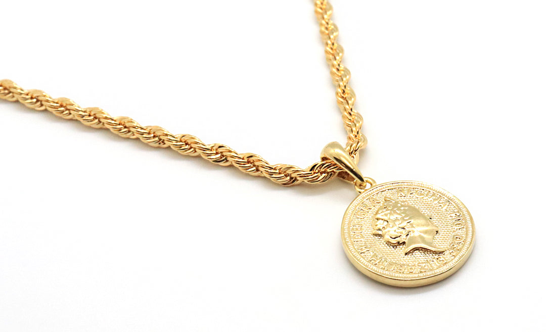 Queen-medallion-necklace-gold-filled